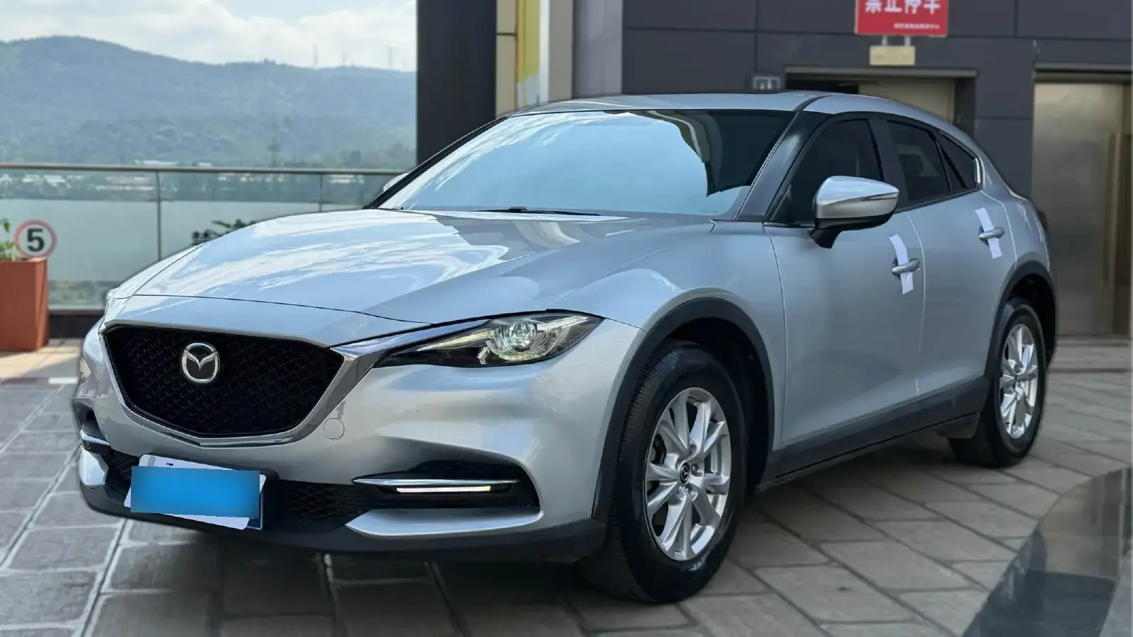 2018 Mazda CX-4 2.0L 158HP L4 6AT