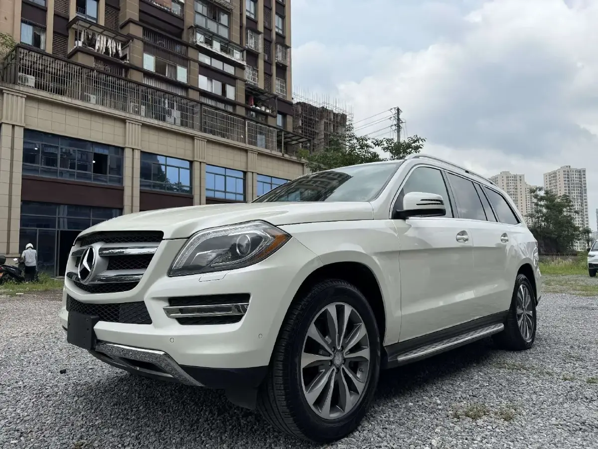 2013 Mercedes-Benz GL Class 4.7T 435HP V8 7AT