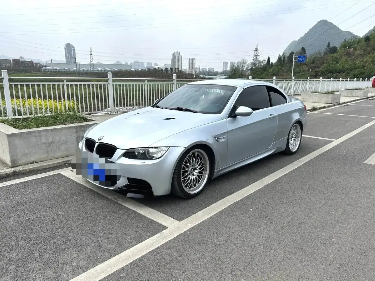 2013 BMW M3 4.0L 420HP V8 7DCT