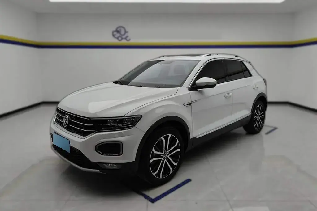 2022 Volkswagen T-Roc 1.4T 150HP L4 7DCT