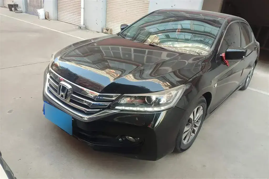 2015 Honda Accord 2.0L 155HP L4 CVT