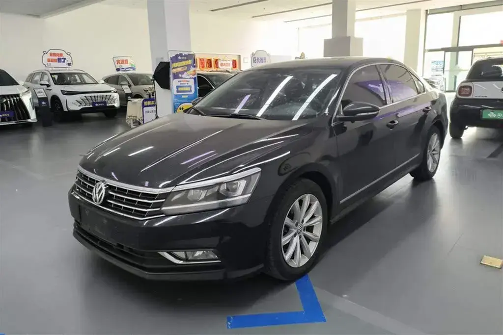 2017 Volkswagen Passat 1.8T 180HP L4 7DCT