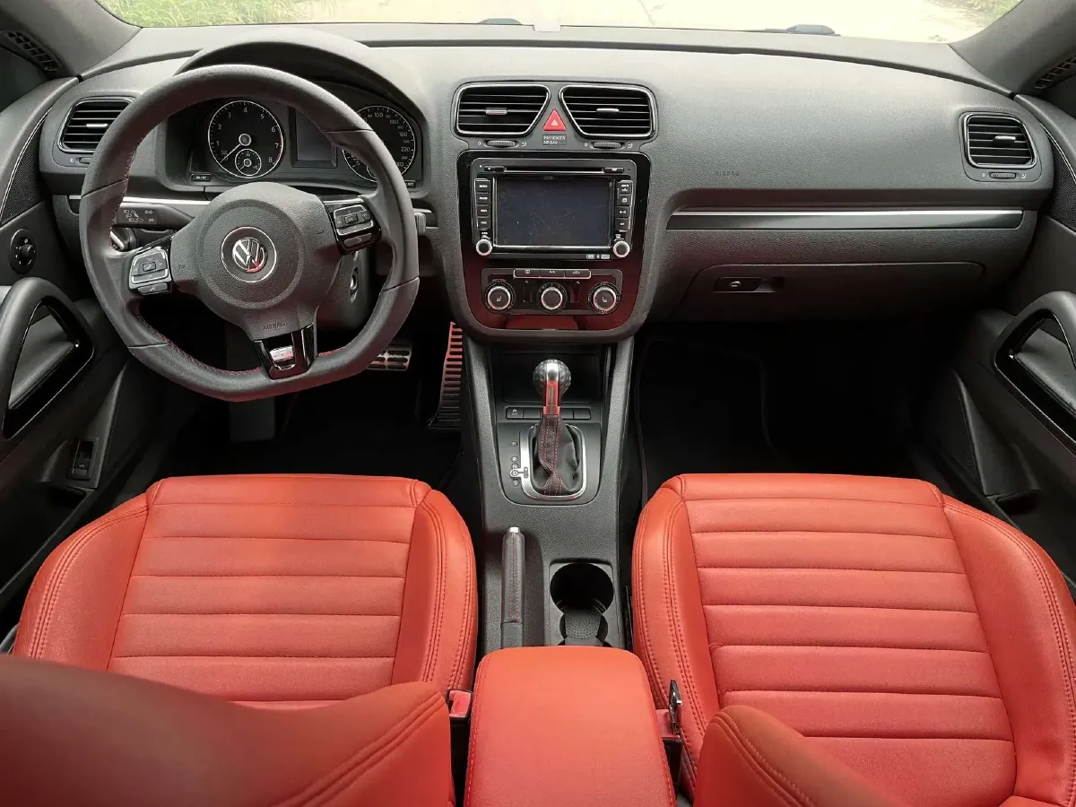 2015 Volkswagen Scirocco 1.4T 160HP L4 7DCT,autocango,china used car exporter,china ev exporter,chinese used car exporter,chinese used ev exporter