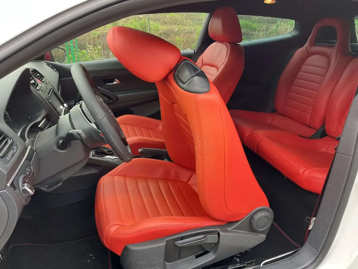 2015 Volkswagen Scirocco 1.4T 160HP L4 7DCT,autocango,china used car exporter,china ev exporter,chinese used car exporter,chinese used ev exporter