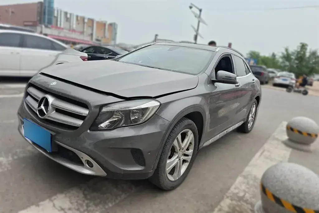 2016 Mercedes-Benz GLA Class 1.6T 156HP L4 7DCT