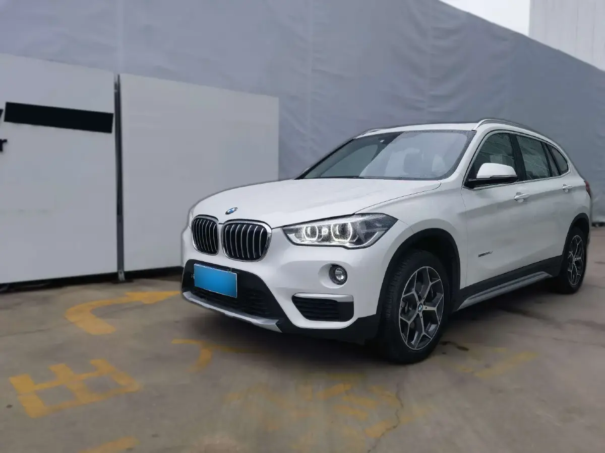 2018 BMW X1 2.0T 192HP L4 8AT