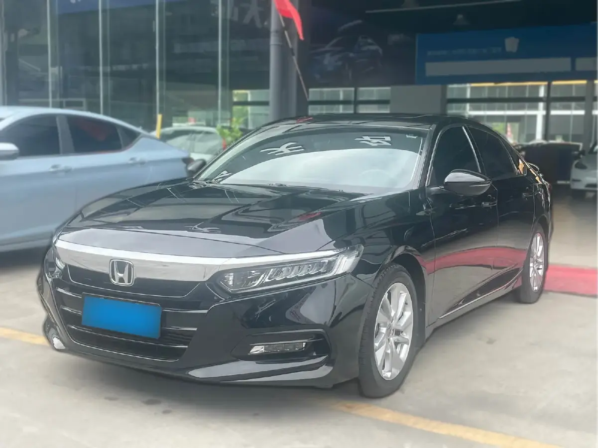 2018 Honda Accord 1.5T 194HP L4 CVT