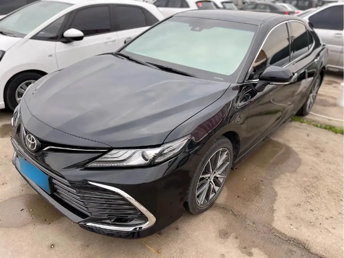 2021 Toyota Camry 2.5L 209HP L4 8AT