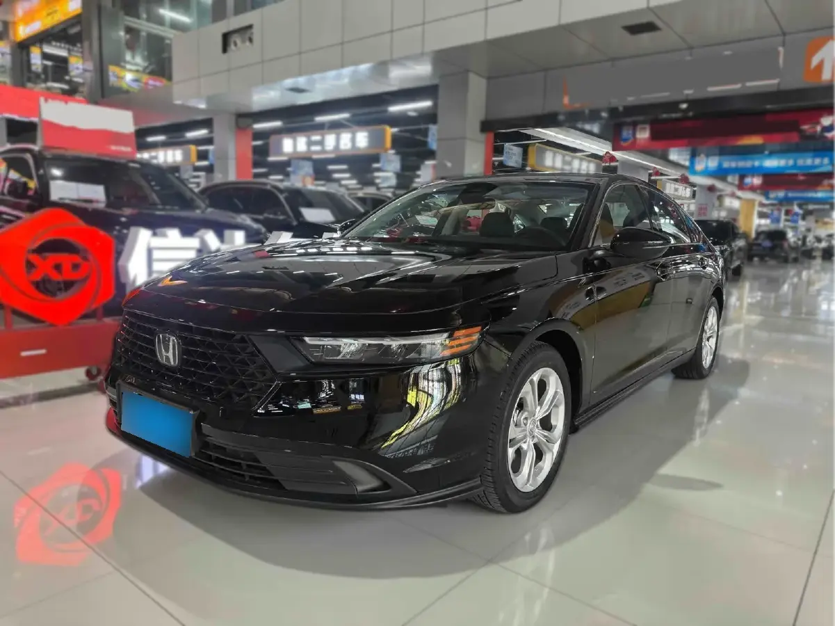 2024 Honda Accord 1.5T 192HP L4 CVT