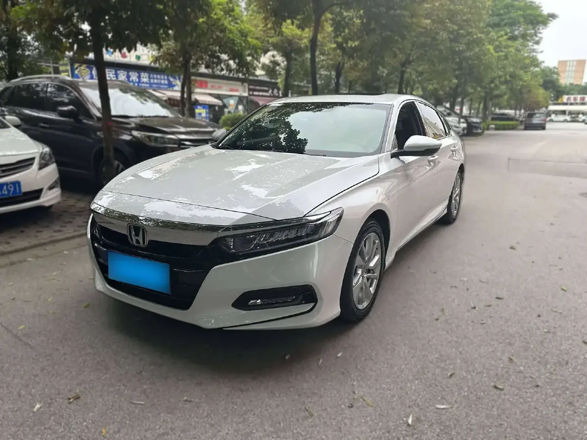 2018 Honda Accord 1.5T 194HP L4 CVT