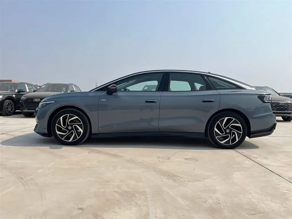 2024 Volkswagen ID.7 Vizzion BEV 84.8KWH,autocango,china used car exporter,china ev exporter,chinese used car exporter,chinese used ev exporter