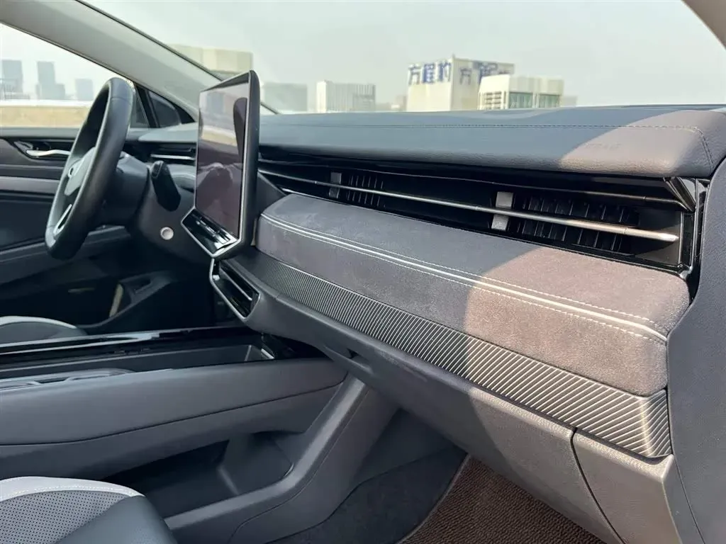 2024 Volkswagen ID.7 Vizzion BEV 84.8KWH,autocango,china used car exporter,china ev exporter,chinese used car exporter,chinese used ev exporter