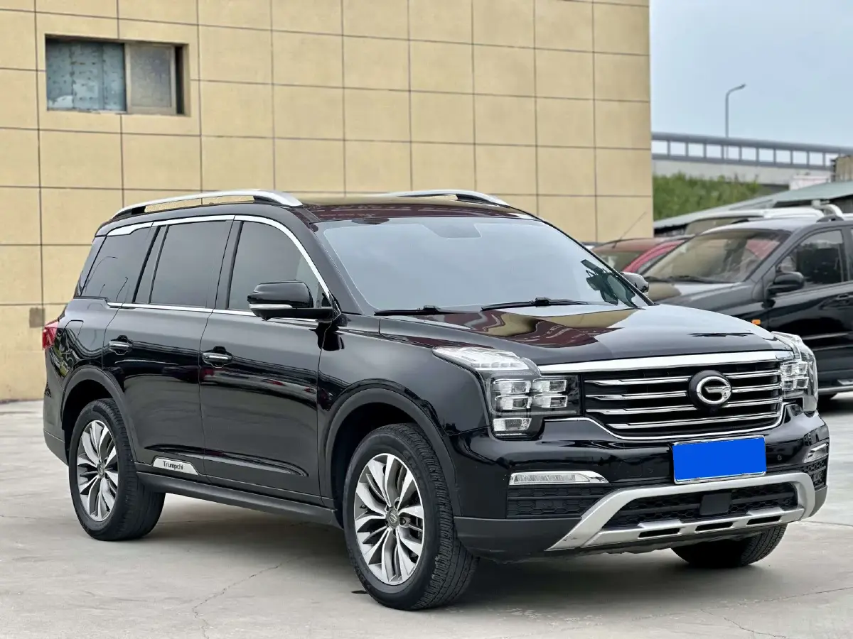 2017 GAC Trumpchi GS8 2.0T 201HP L4 6AT