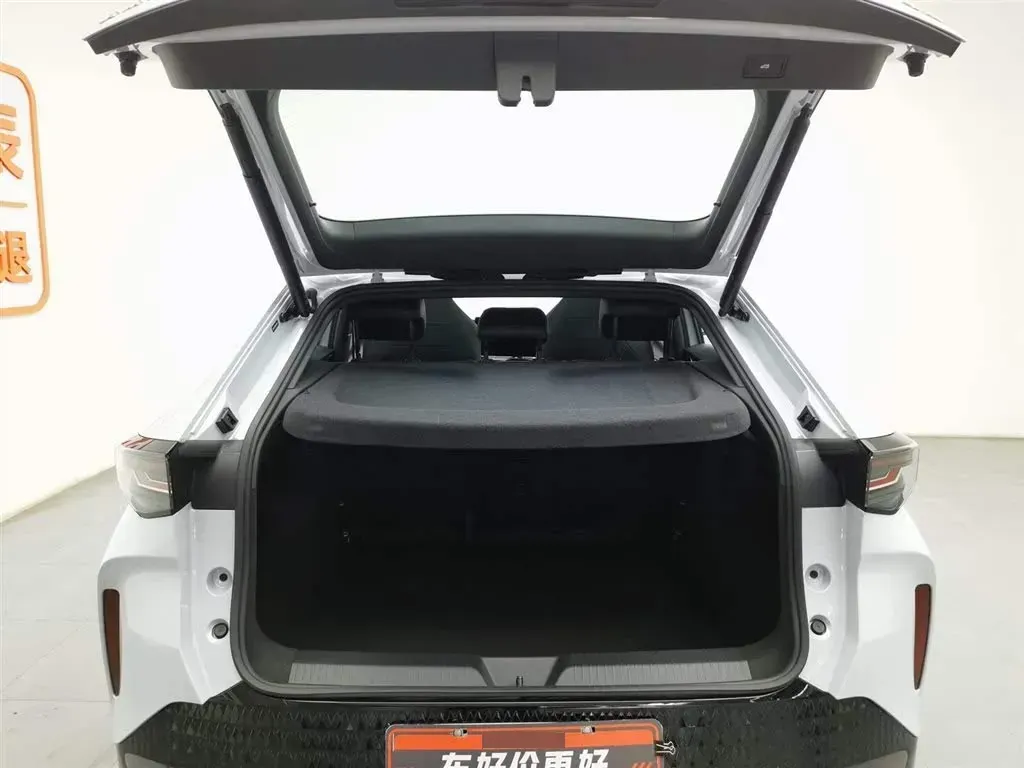 2024 Volkswagen ID.UNYX 06 BEV 82.4KWH,autocango,china used car exporter,china ev exporter,chinese used car exporter,chinese used ev exporter