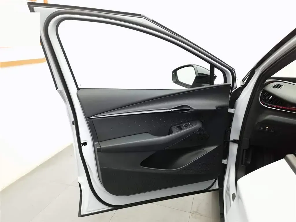 2024 Volkswagen ID.UNYX 06 BEV 82.4KWH,autocango,china used car exporter,china ev exporter,chinese used car exporter,chinese used ev exporter