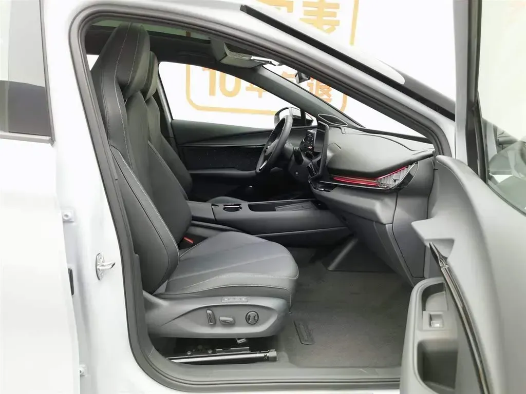 2024 Volkswagen ID.UNYX 06 BEV 82.4KWH,autocango,china used car exporter,china ev exporter,chinese used car exporter,chinese used ev exporter