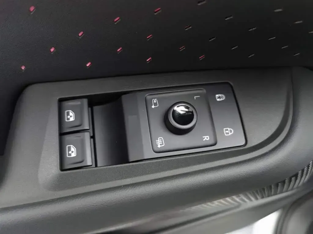 2024 Volkswagen ID.UNYX 06 BEV 82.4KWH,autocango,china used car exporter,china ev exporter,chinese used car exporter,chinese used ev exporter