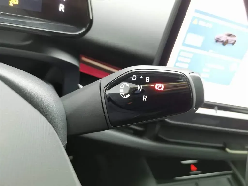 2024 Volkswagen ID.UNYX 06 BEV 82.4KWH,autocango,china used car exporter,china ev exporter,chinese used car exporter,chinese used ev exporter