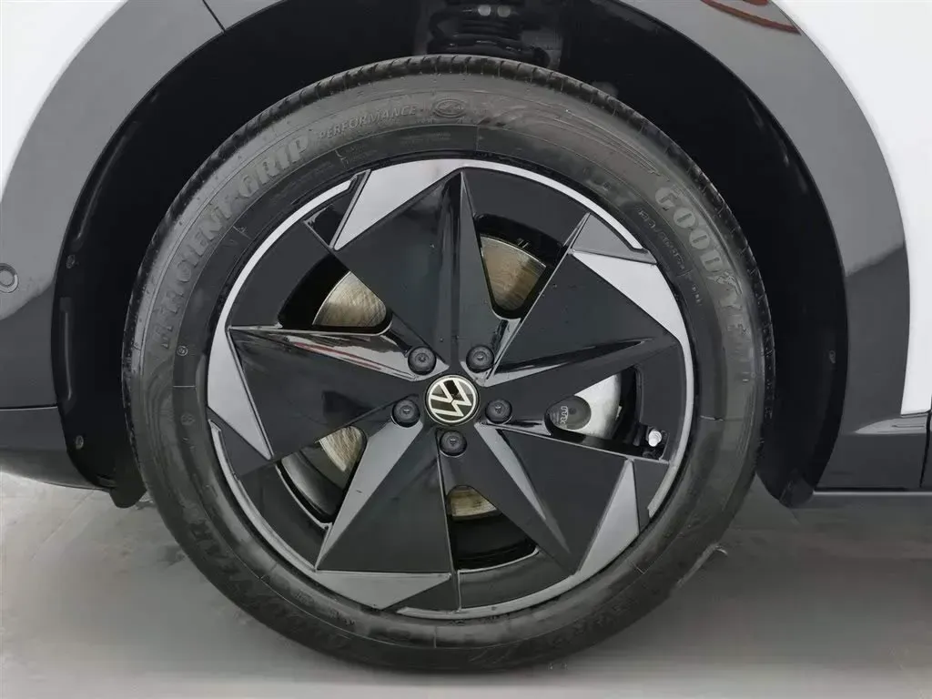 2024 Volkswagen ID.UNYX 06 BEV 82.4KWH,autocango,china used car exporter,china ev exporter,chinese used car exporter,chinese used ev exporter