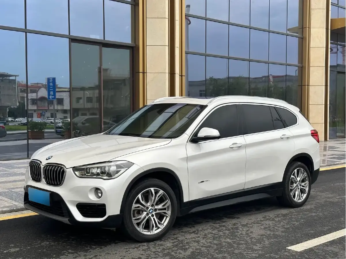 2018 BMW X1 2.0T 192HP L4 8AT