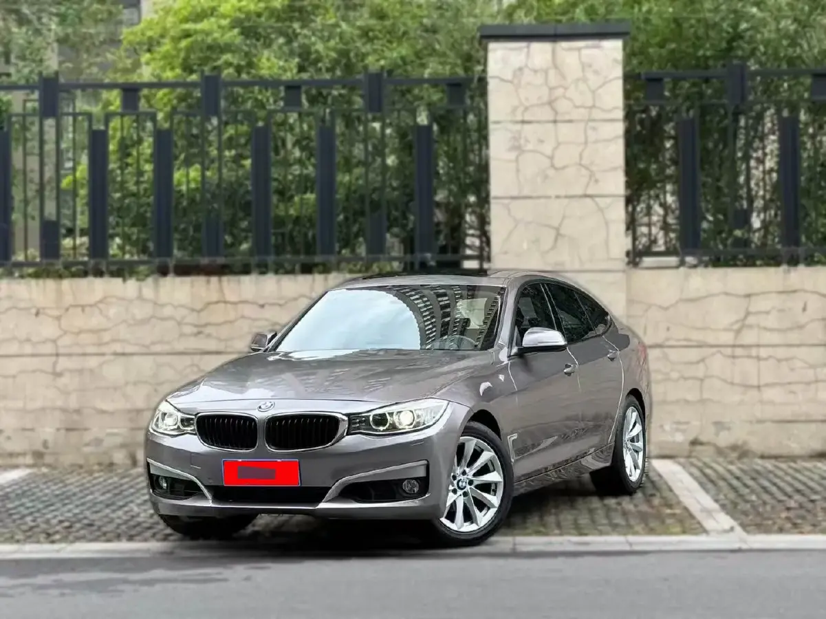 2013 BMW 3 Series GT 2.0T 184HP L4 8AT