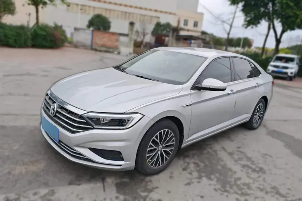 2020 Volkswagen Sagitar 1.4T 150HP L4 7DCT