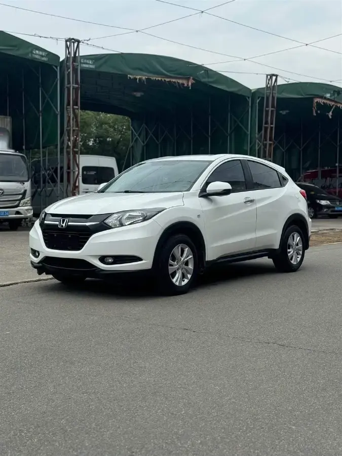 2017 Honda Vezel 1.5L 131HP L4 CVT