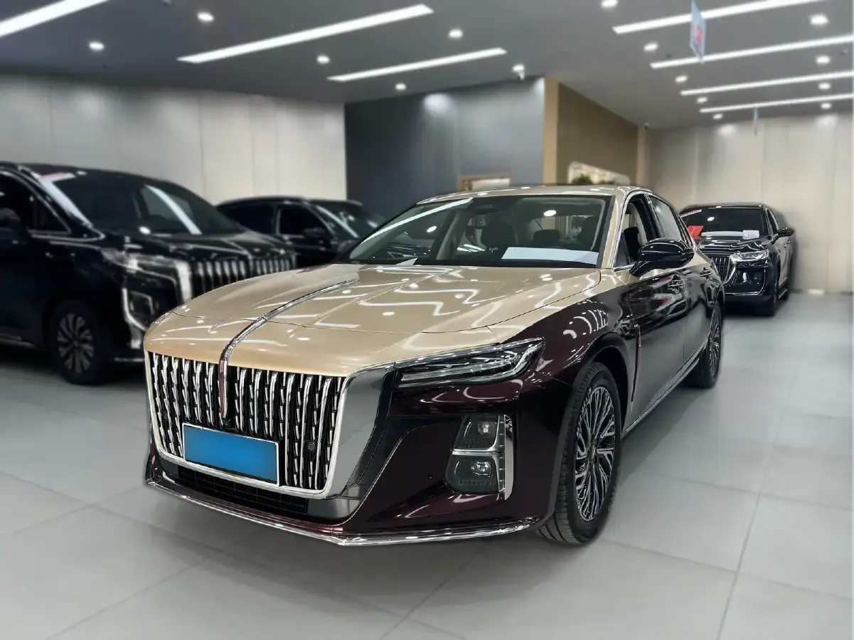 2023 HongQi H5 2.0T 224HP L4 8AT