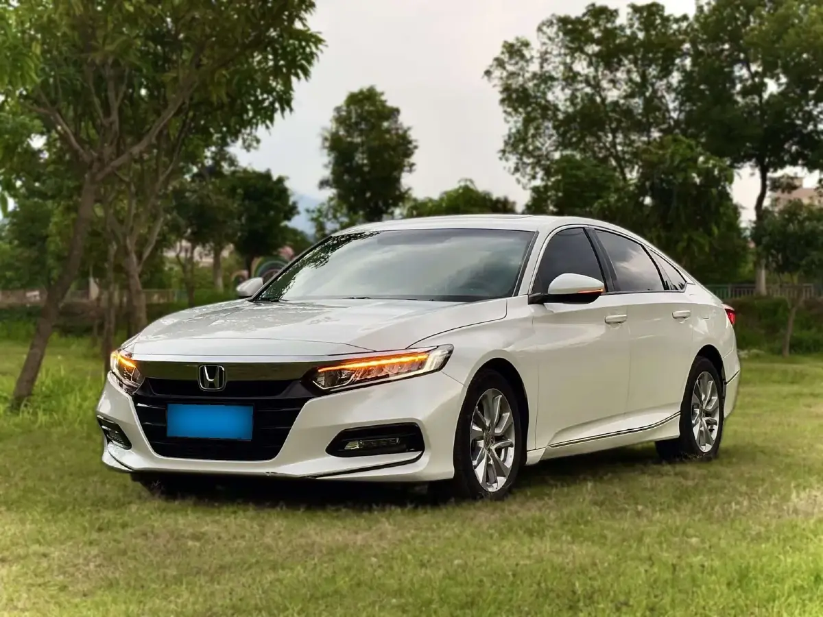 2018 Honda Accord 1.5T 194HP L4 CVT