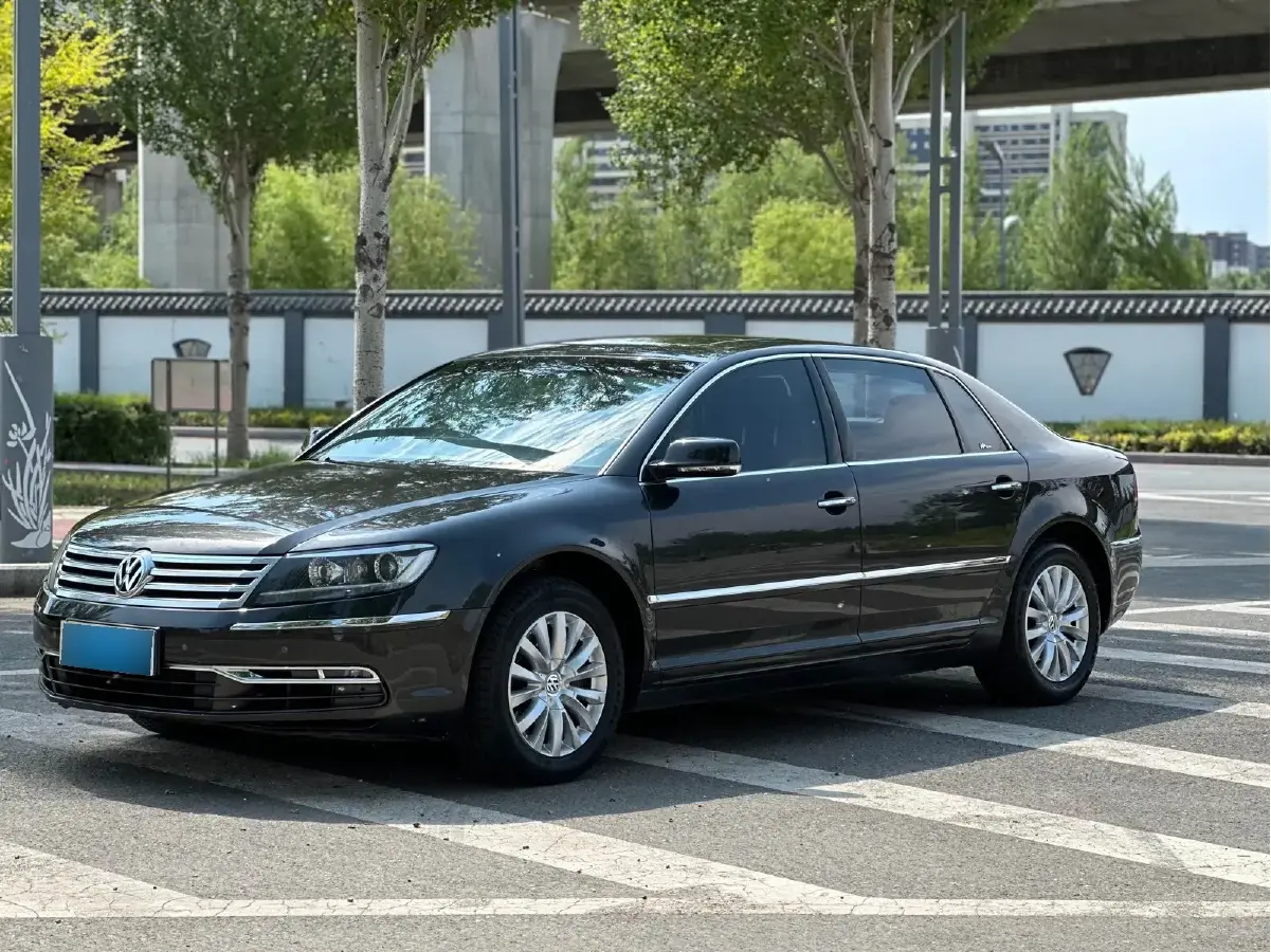 2012 Volkswagen Pheaton 3.0L 250HP V6 6AT