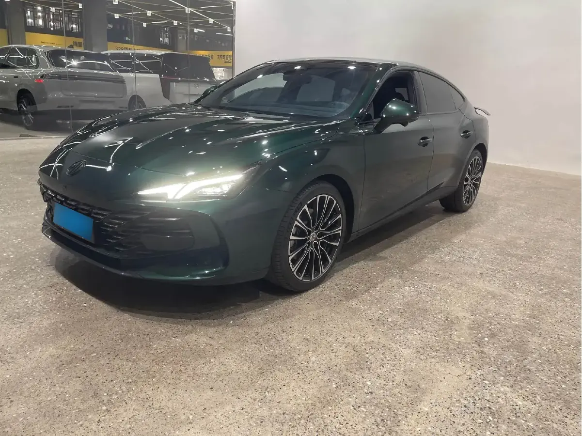 2023 MG 7 2.0T 261HP L4 9AT
