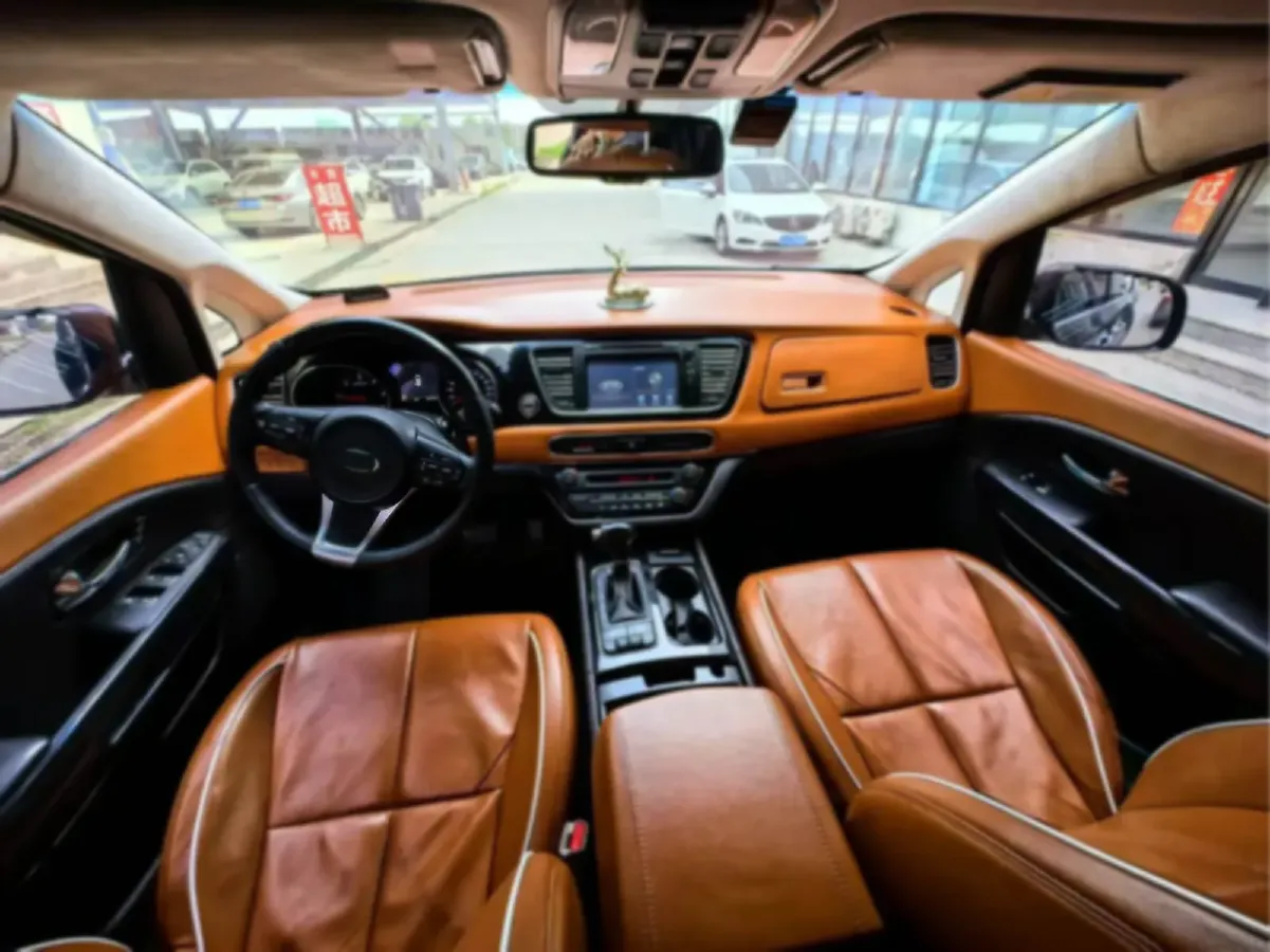 2015 Kia Carnival 2.2T 200HP L4 6AT,autocango,china used car exporter,china ev exporter,chinese used car exporter,chinese used ev exporter