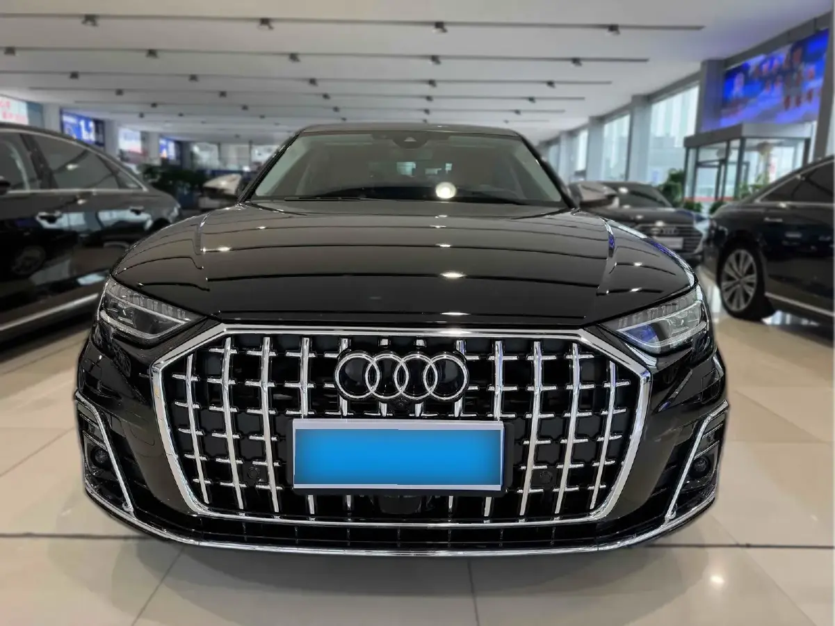 2022 Audi A8 3.0T 340HP V6 8AT