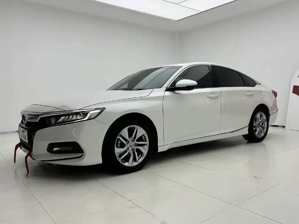 2018 Honda Accord 1.5T 194HP L4 CVT
