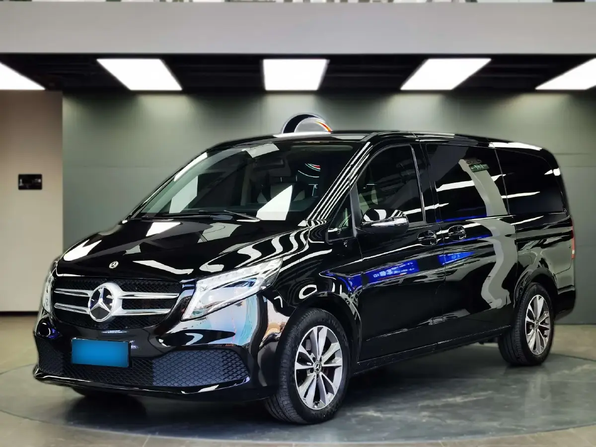 2022 Mercedes-Benz V Class 2.0T 211HP L4 9AT