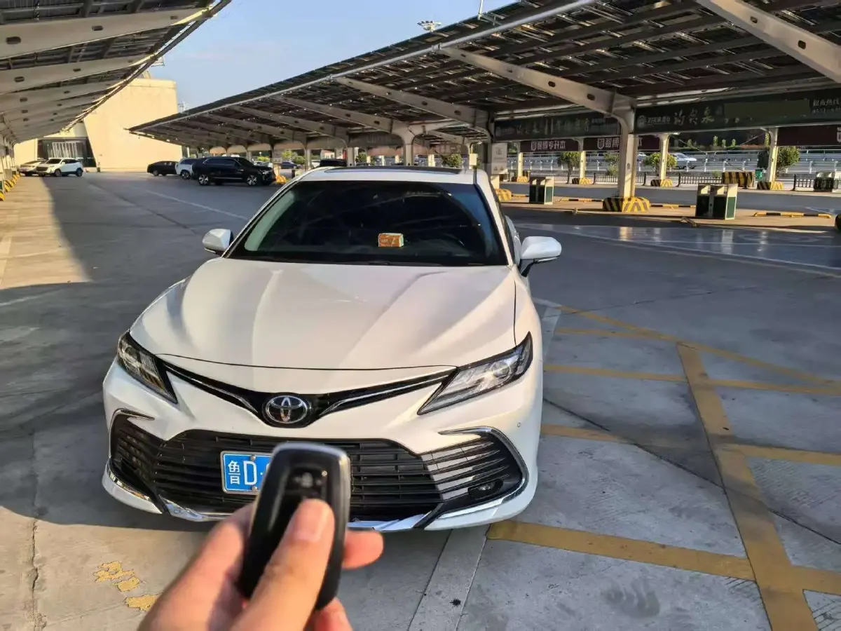 2023 Toyota Camry 2.0L 177HP L4 CVT