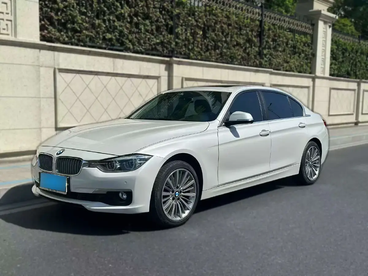 2019 BMW 3 Series 2.0T 184HP L4 8AT