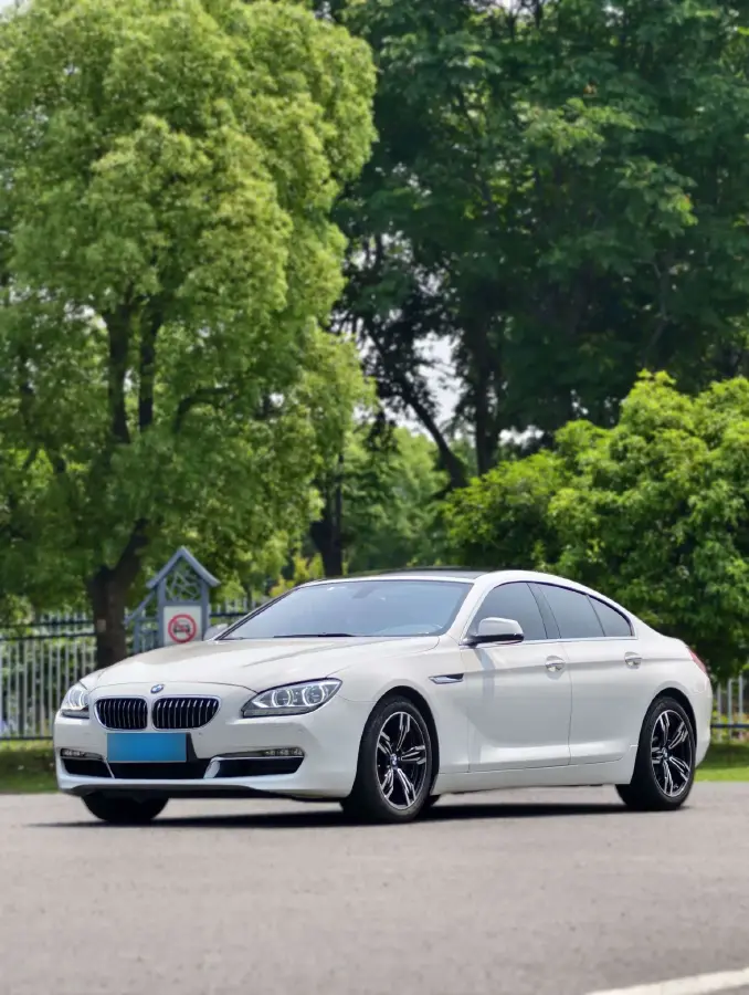 2013 BMW 6 Series 3.0T 320HP L6 8AT