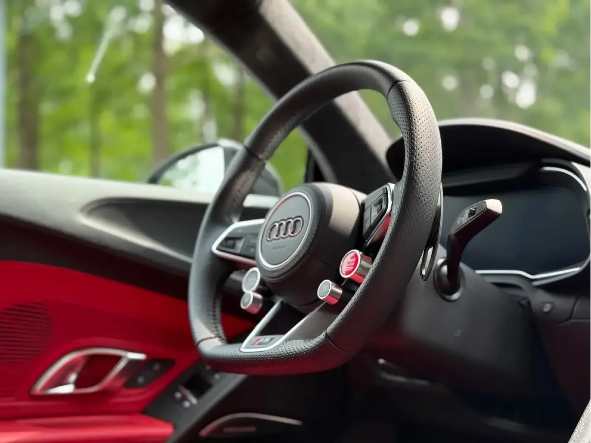 2021 Audi R8 5.2L 620HP V10 7DCT,autocango,china used car exporter,china ev exporter,chinese used car exporter,chinese used ev exporter