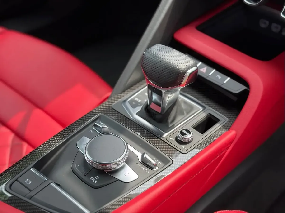 2021 Audi R8 5.2L 620HP V10 7DCT,autocango,china used car exporter,china ev exporter,chinese used car exporter,chinese used ev exporter