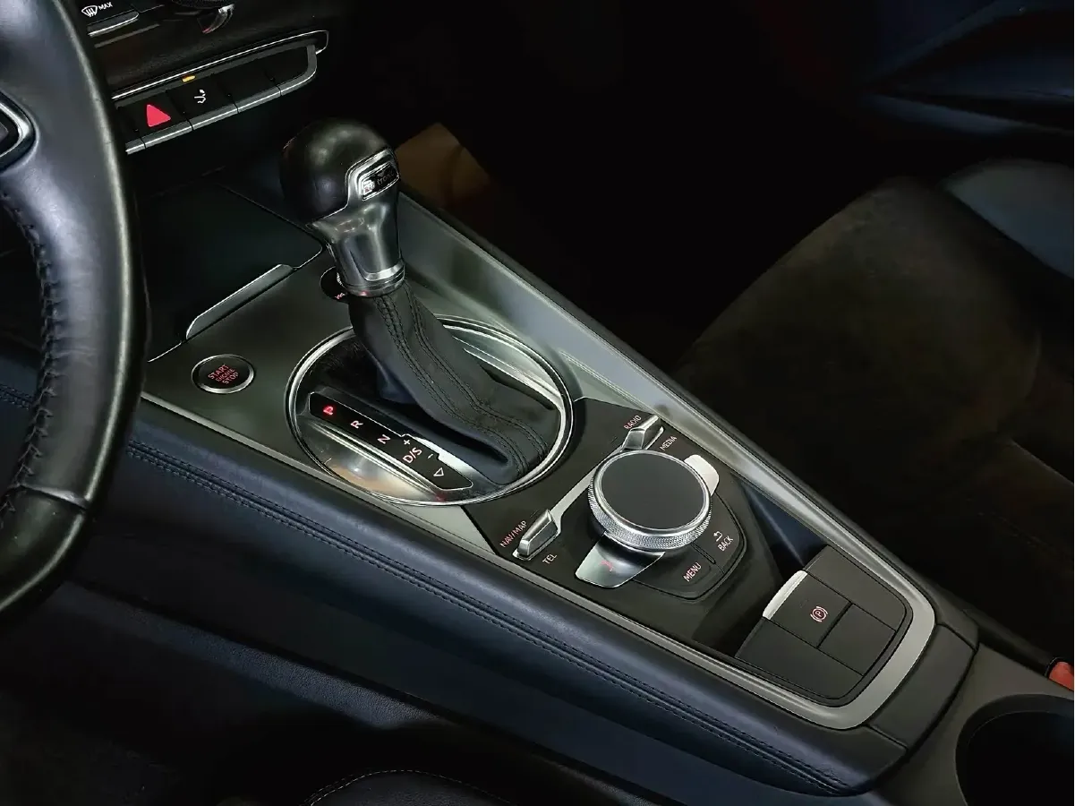 2015 Audi TT 2.0T 230HP L4 6DCT,autocango,china used car exporter,china ev exporter,chinese used car exporter,chinese used ev exporter