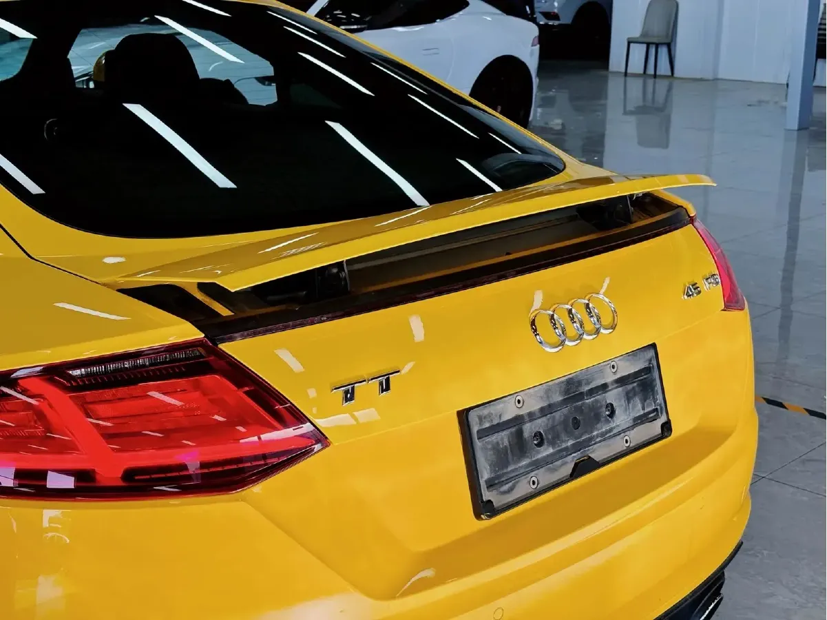 2015 Audi TT 2.0T 230HP L4 6DCT,autocango,china used car exporter,china ev exporter,chinese used car exporter,chinese used ev exporter