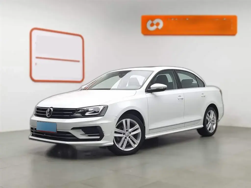 2018 Volkswagen Sagitar 1.4T 150HP L4 7DCT