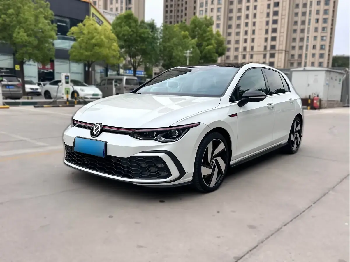 2021 Volkswagen GolfGTI 2.0T 220HP L4 7DCT