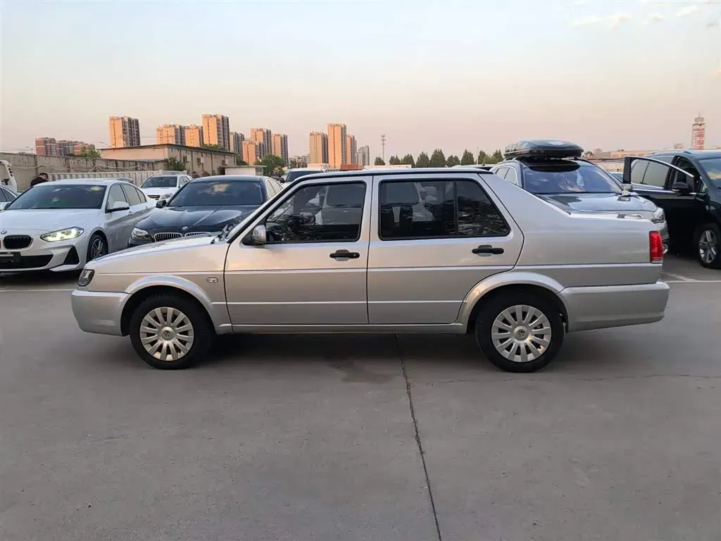 2010 Volkswagen Jetta 1.6L 95HP L4 5MT,autocango,china used car exporter,china ev exporter,chinese used car exporter,chinese used ev exporter