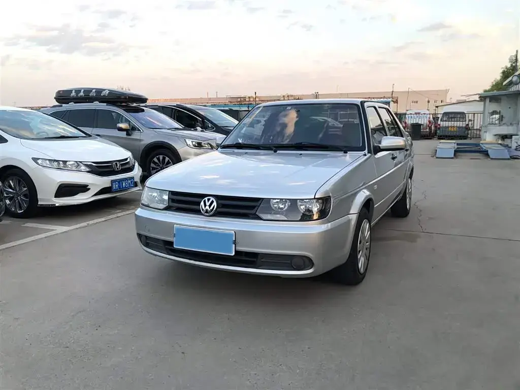 2010 Volkswagen Jetta 1.6L 95HP L4 5MT