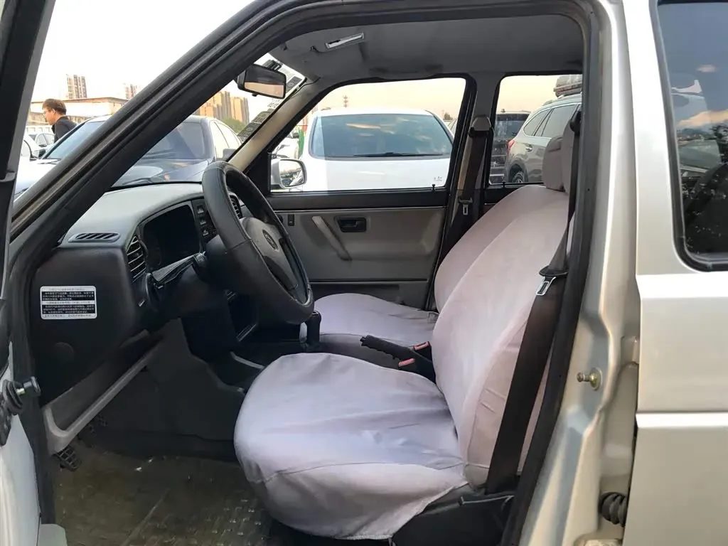 2010 Volkswagen Jetta 1.6L 95HP L4 5MT,autocango,china used car exporter,china ev exporter,chinese used car exporter,chinese used ev exporter