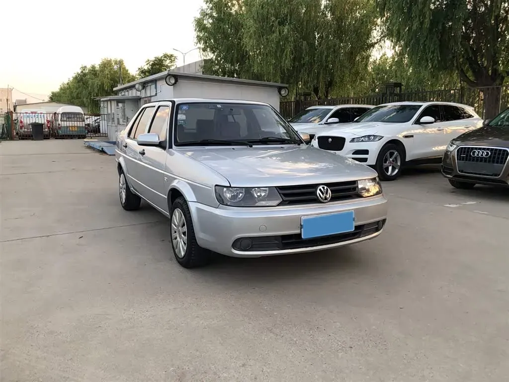 2010 Volkswagen Jetta 1.6L 95HP L4 5MT,autocango,china used car exporter,china ev exporter,chinese used car exporter,chinese used ev exporter