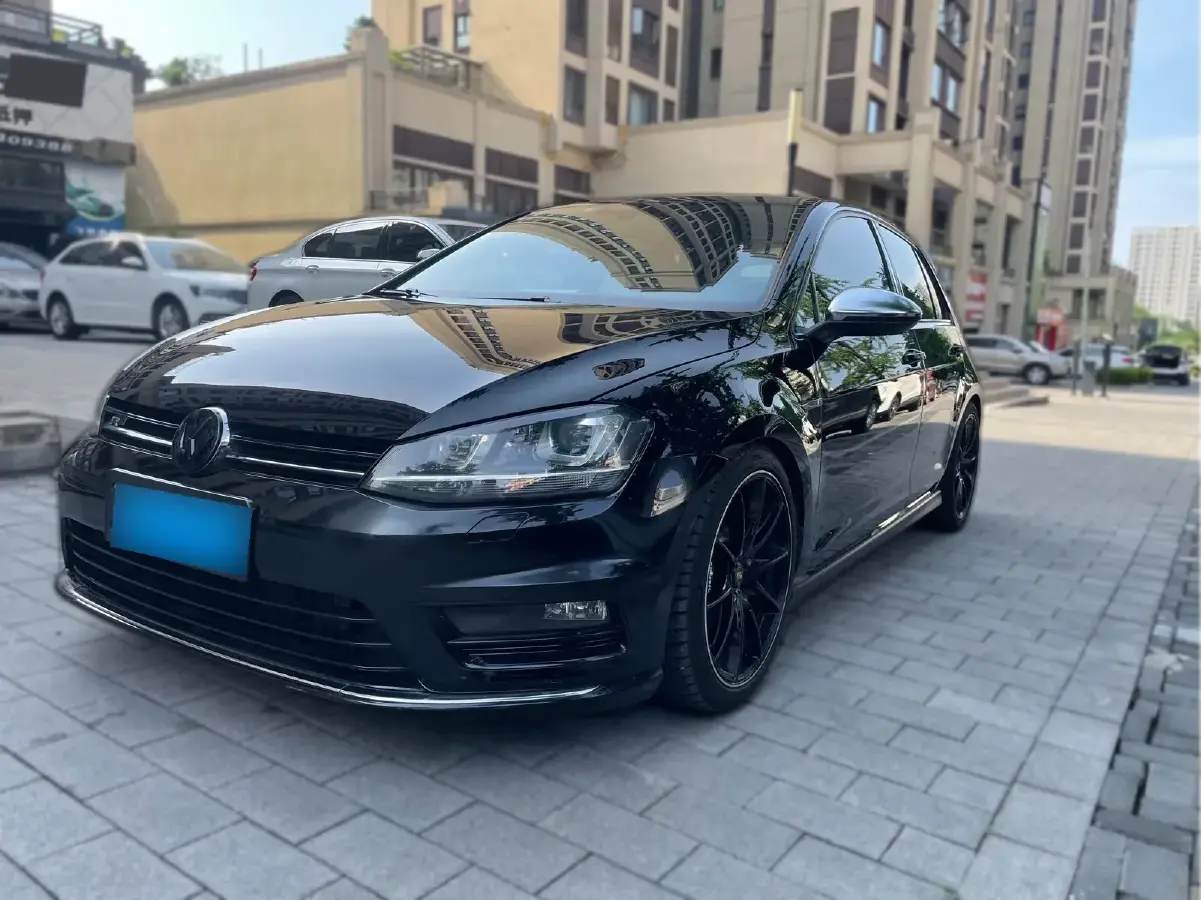 2016 Volkswagen Golf 1.4T 150HP L4 7DCT