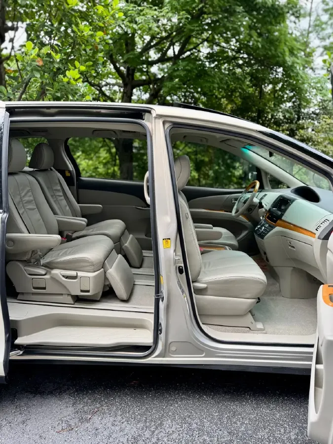 2012 Toyota Previa 3.5L 275HP V6 6AT,autocango,china used car exporter,china ev exporter,chinese used car exporter,chinese used ev exporter